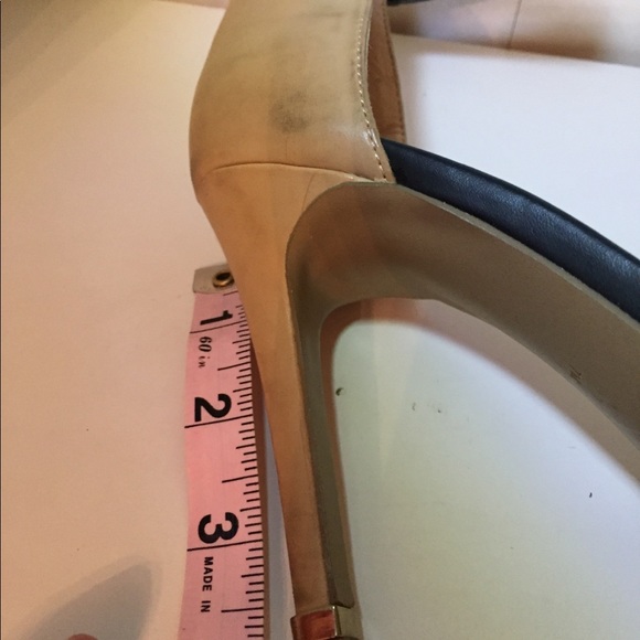 Guess Snake Skin Great Condition - Picture 5 of 5